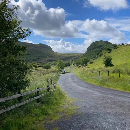 Prázdninový dům Kathleen's Carrowkeel *